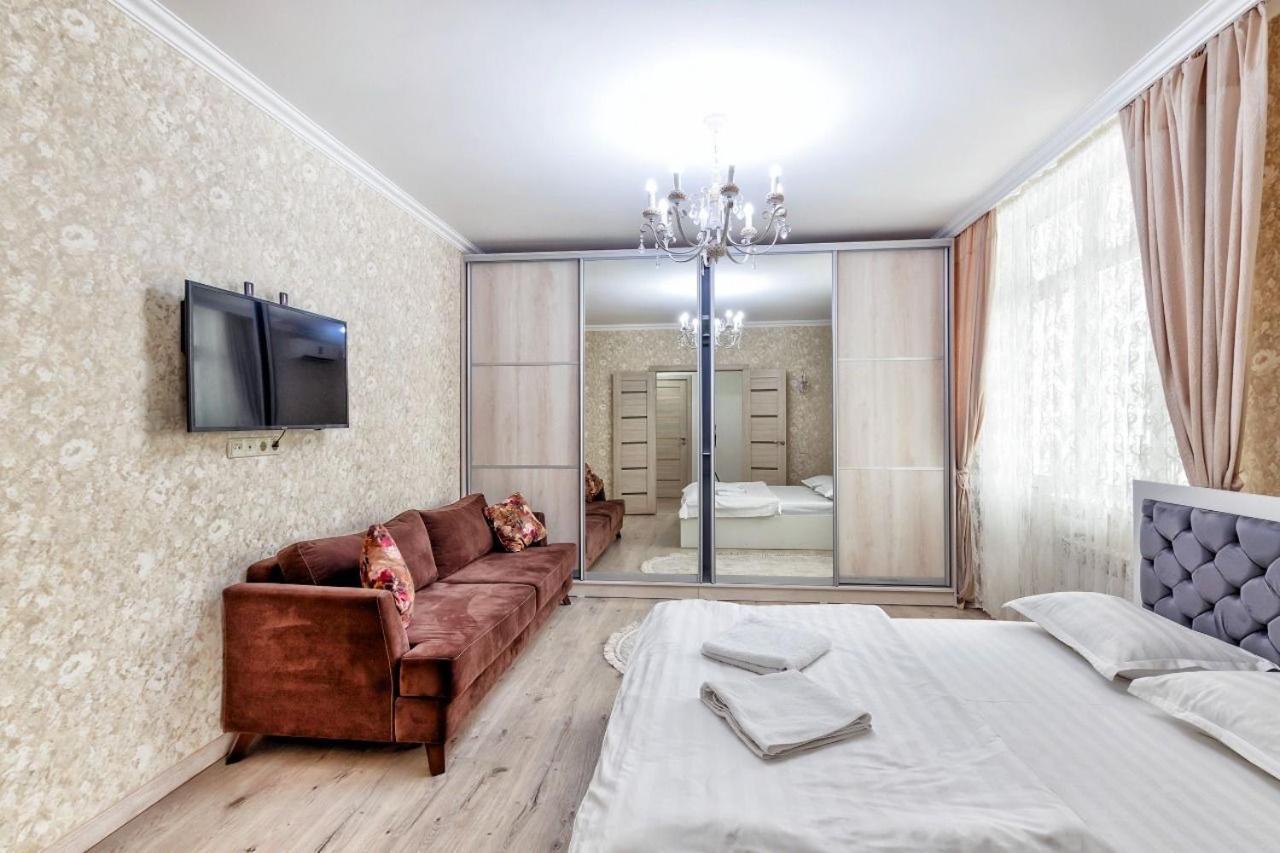 Odnokomnatnye Apartamenty Na Mangilik El 51 Astana Bagian luar foto